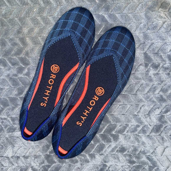 Retired blue plaid Rothy’s “the flat”. Size 7 W - Picture 2 of 7